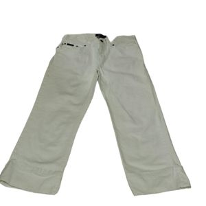 White IZOD Stretch Cropped Jeans sz 6